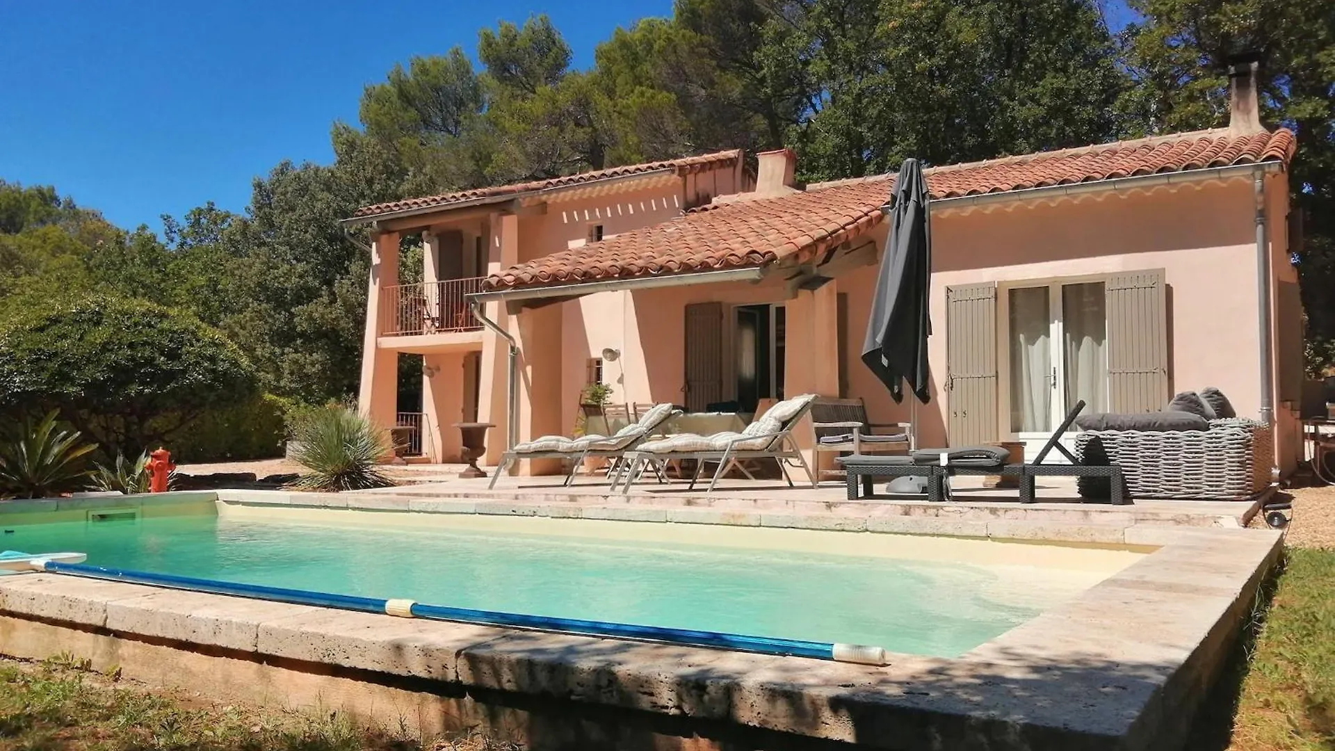 Lovely Villa In Buisson With Private Swimming Pool Les Hautes Granges France